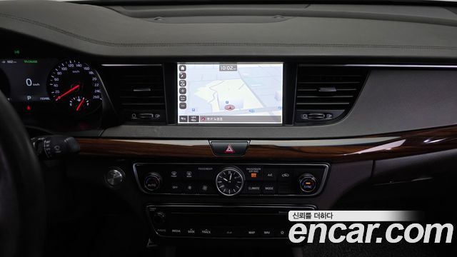 Kia K7 2017 — photo 14