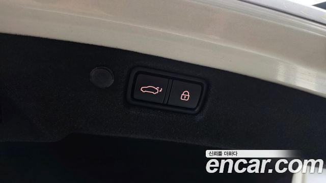 Kia K7 2017 — photo 19