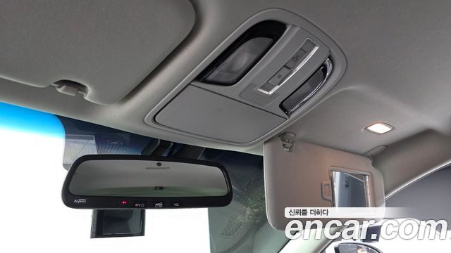 Kia K7 2017 — photo 20