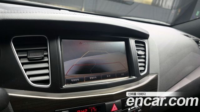 Kia K7 2012 — photo 14