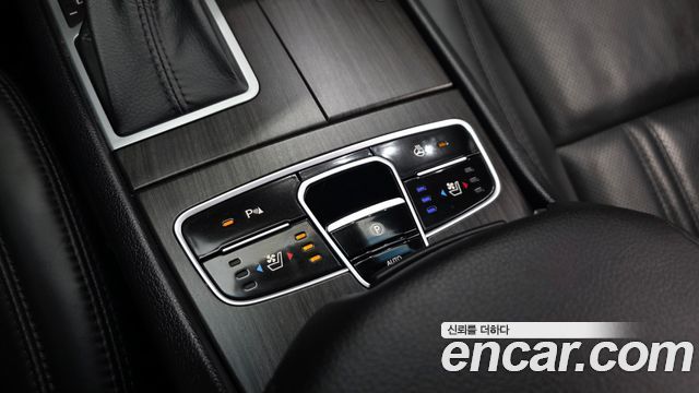 Kia K7 2012 — photo 15