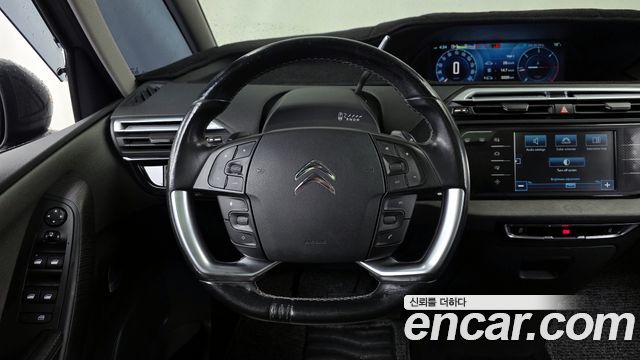 Citroën / DS C4 Picasso 2015 — photo 13