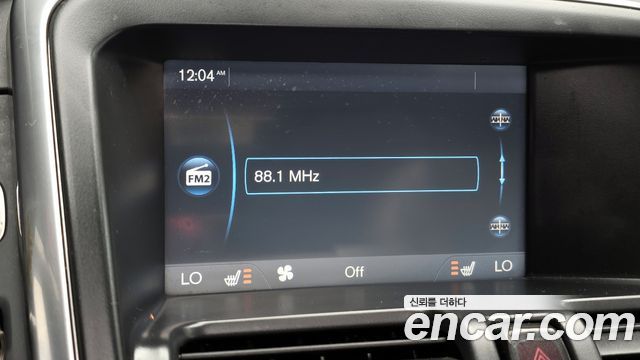 Volvo XC60 2015 — photo 14
