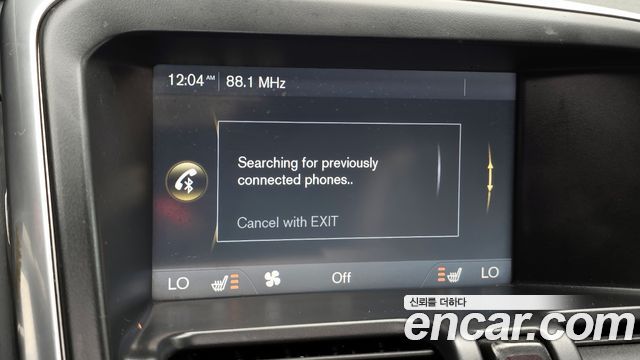 Volvo XC60 2015 — photo 17