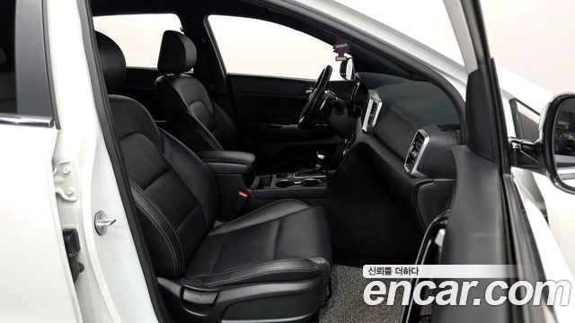 Kia Sportage 2019 — photo 16