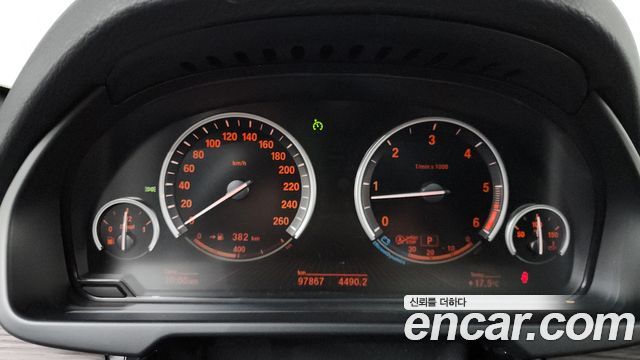 BMW X5 2015 — photo 8
