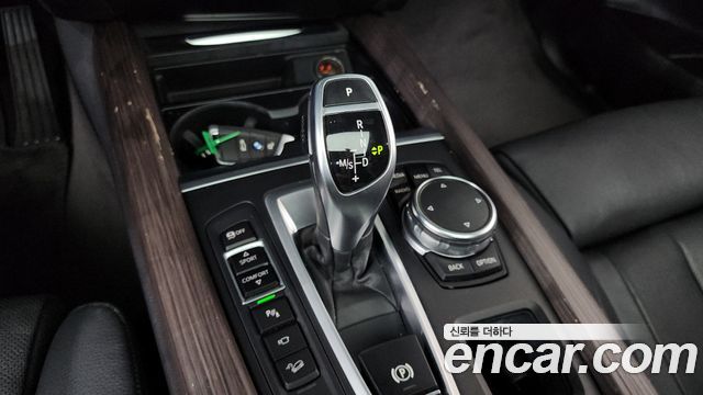 BMW X5 2015 — photo 9