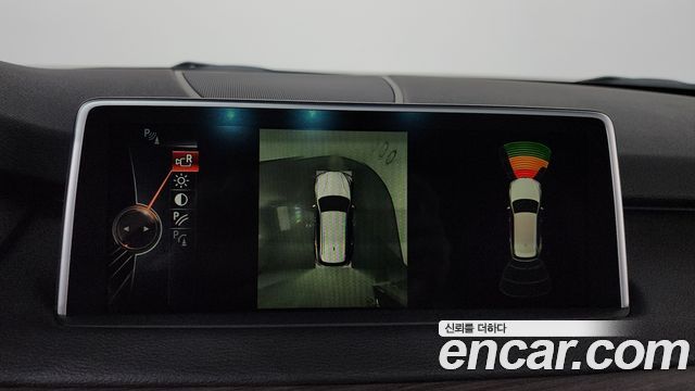 BMW X5 2015 — photo 14