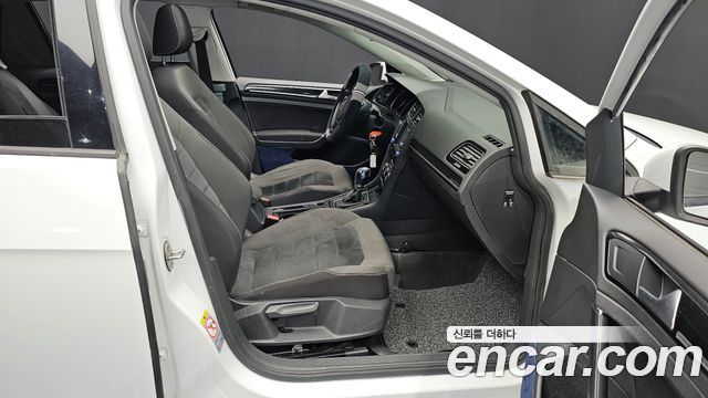 Volkswagen Golf 2016 — photo 16