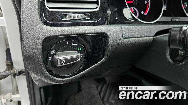 Volkswagen Golf 2016 — photo 27