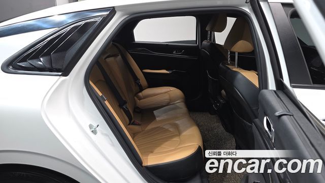 Kia K5 2021 — photo 18