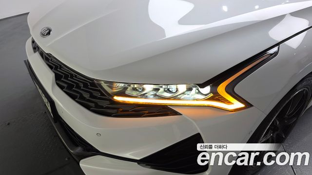 Kia K5 2021 — photo 8