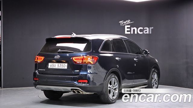 Kia Sorento 2018 — photo 2