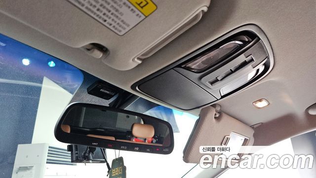Kia Sorento 2018 — photo 22