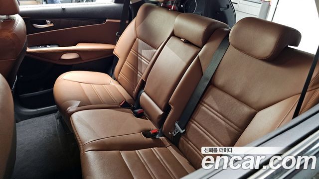 Kia Sorento 2018 — photo 28