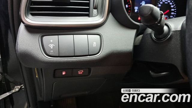 Kia Sorento 2018 — photo 29