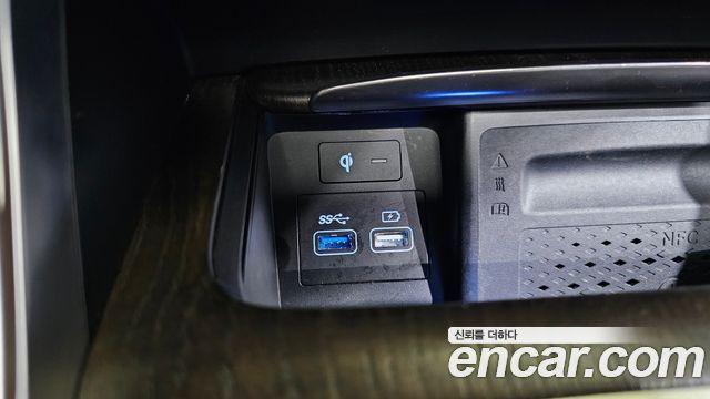 Genesis GV80 2022 — photo 20