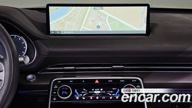 Genesis GV80 2022 — photo 22