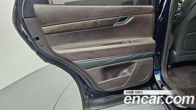 Genesis GV80 2022 — photo 15