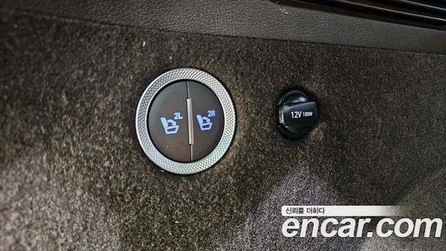 Genesis GV80 2022 — photo 30