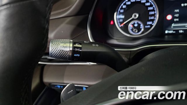 Genesis GV80 2022 — photo 37