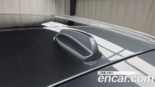 Volvo XC60 2018 — photo 27