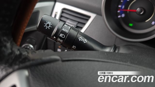Hyundai AVANTE 2012 — photo 24
