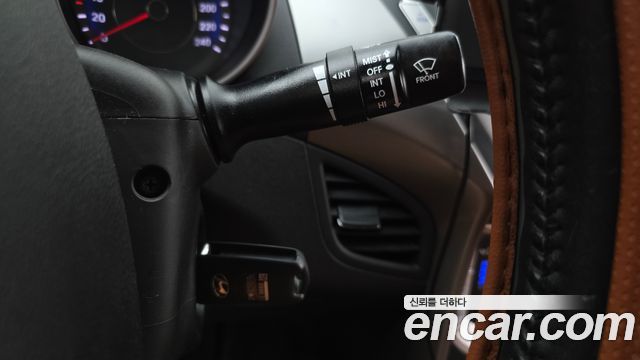 Hyundai AVANTE 2012 — photo 28