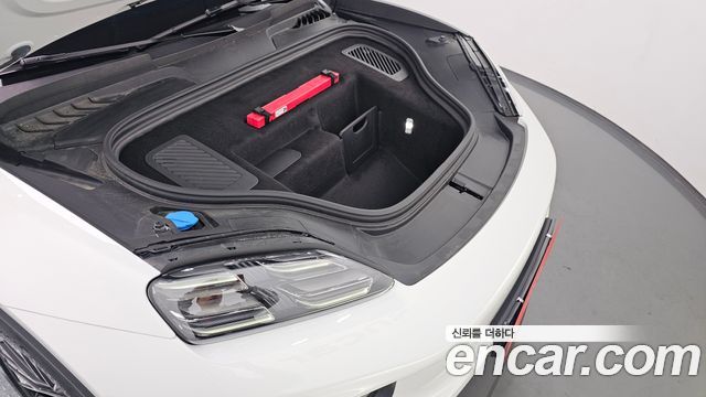 Porsche Macan 2025 — photo 6