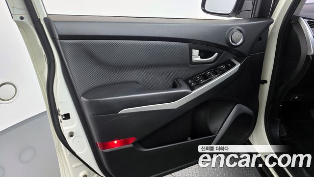 KG Mobility KORANDO 2017 — photo 14