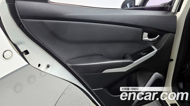 KG Mobility KORANDO 2017 — photo 15
