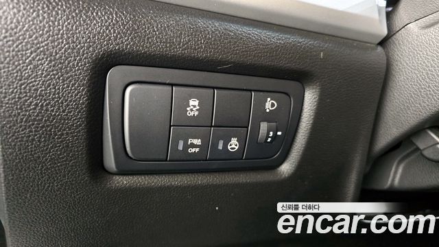 KG Mobility KORANDO 2017 — photo 27