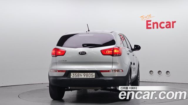 Kia Sportage 2016 — photo 4