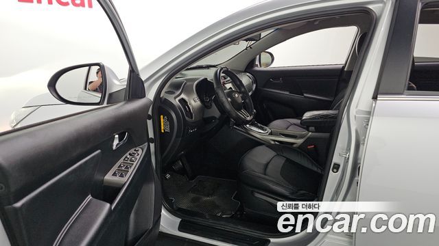 Kia Sportage 2016 — photo 13