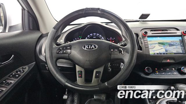 Kia Sportage 2016 — photo 17