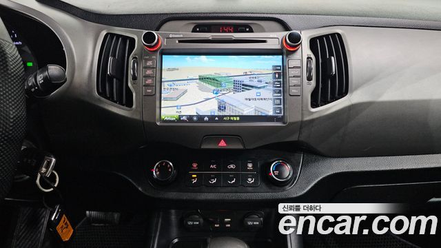 Kia Sportage 2016 — photo 18