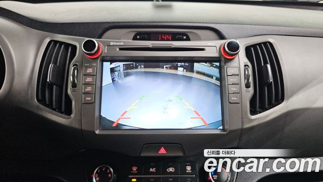 Kia Sportage 2016 — photo 19