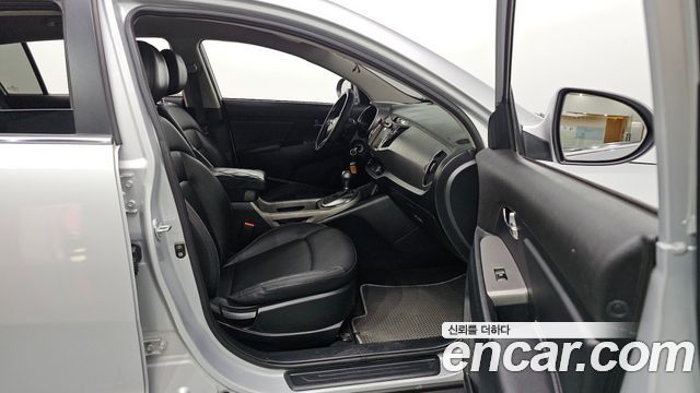 Kia Sportage 2016 — photo 24