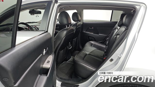 Kia Sportage 2016 — photo 25