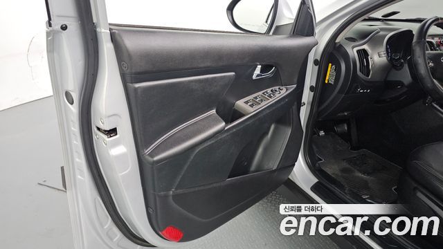 Kia Sportage 2016 — photo 14