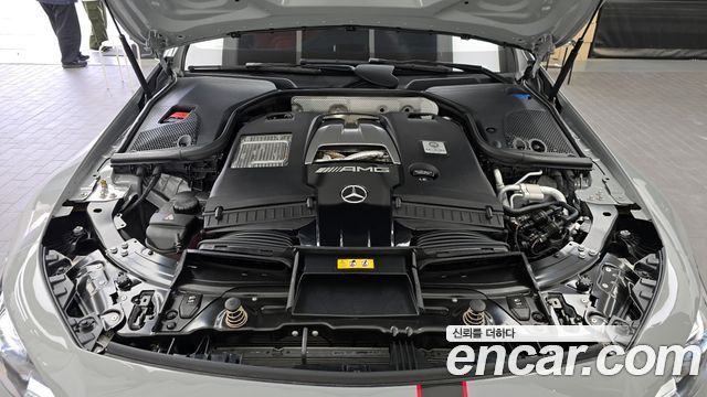 Mercedes-Benz AMG GT 2023 — photo 6