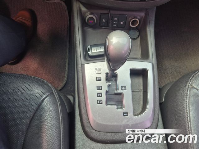Hyundai Santafe 2012 — photo 10