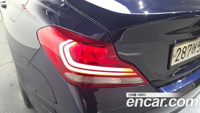 Genesis G70 2018 — photo 9