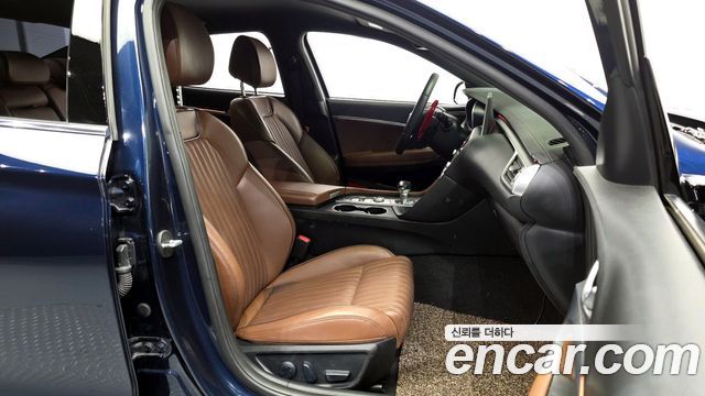 Genesis G70 2018 — photo 16