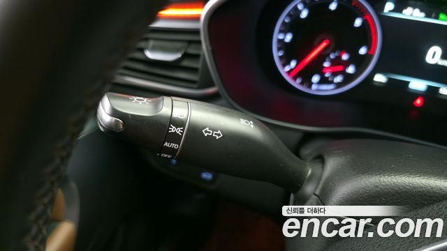 Genesis G70 2018 — photo 27