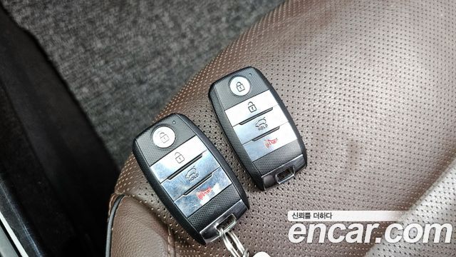 Kia Sorento 2015 — photo 25