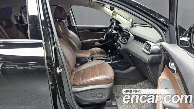 Kia Sorento 2015 — photo 16
