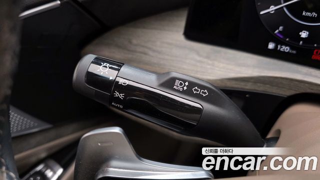 Kia K8 2022 — photo 28
