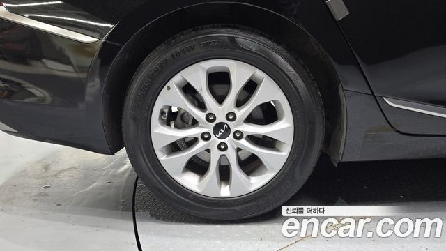 Kia K8 2023 — photo 5