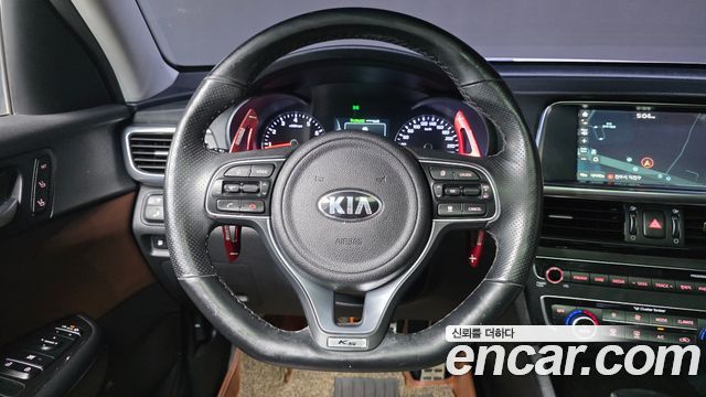 Kia K5 2016 — photo 19